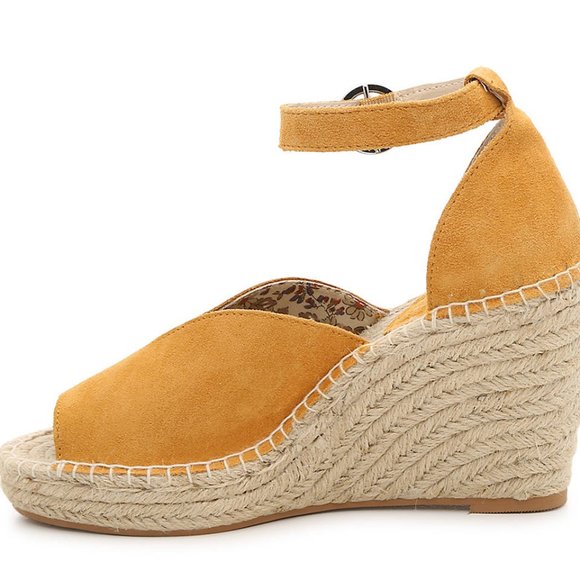 SEYCHELLES Mustard Suede Espadrille Wedge 8.5M